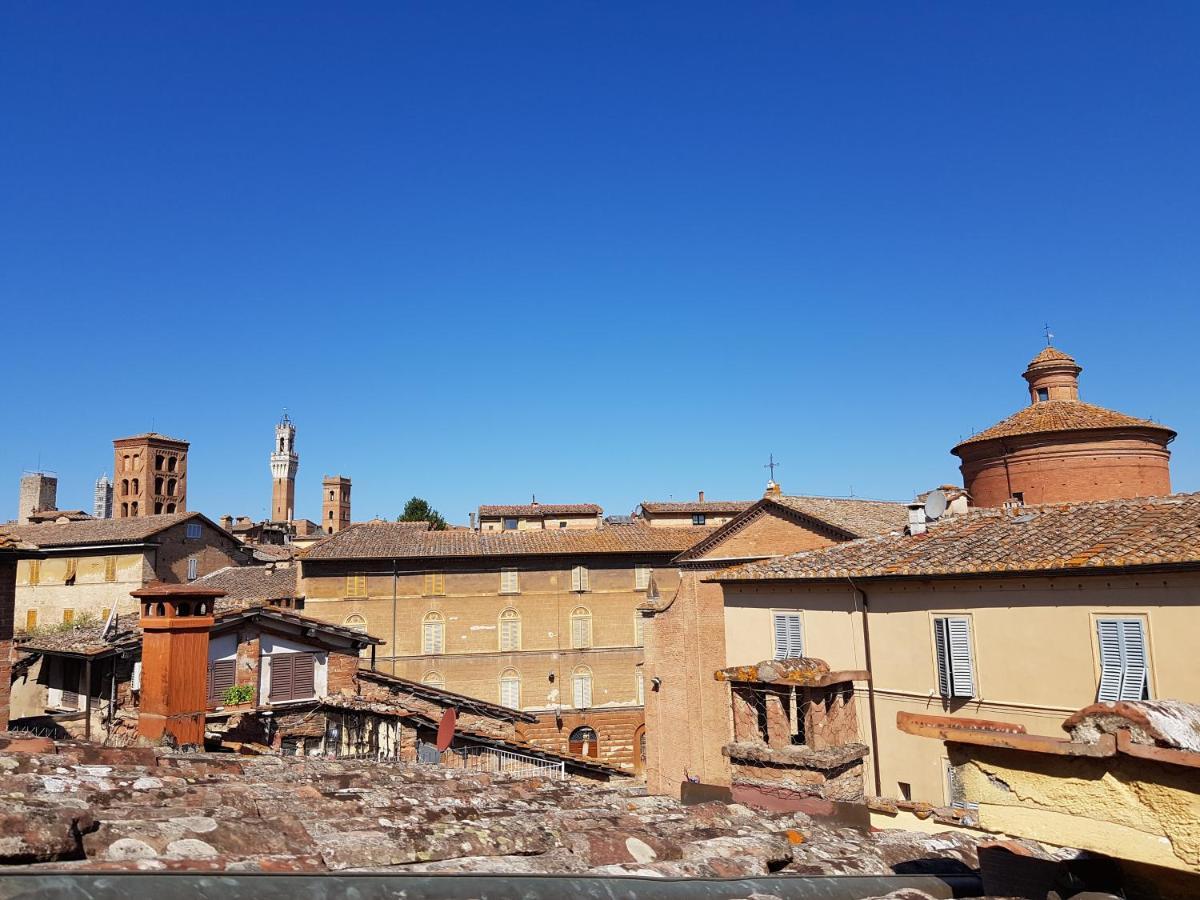 锡耶纳Un Terrazzo Sulla Magia公寓 外观 照片